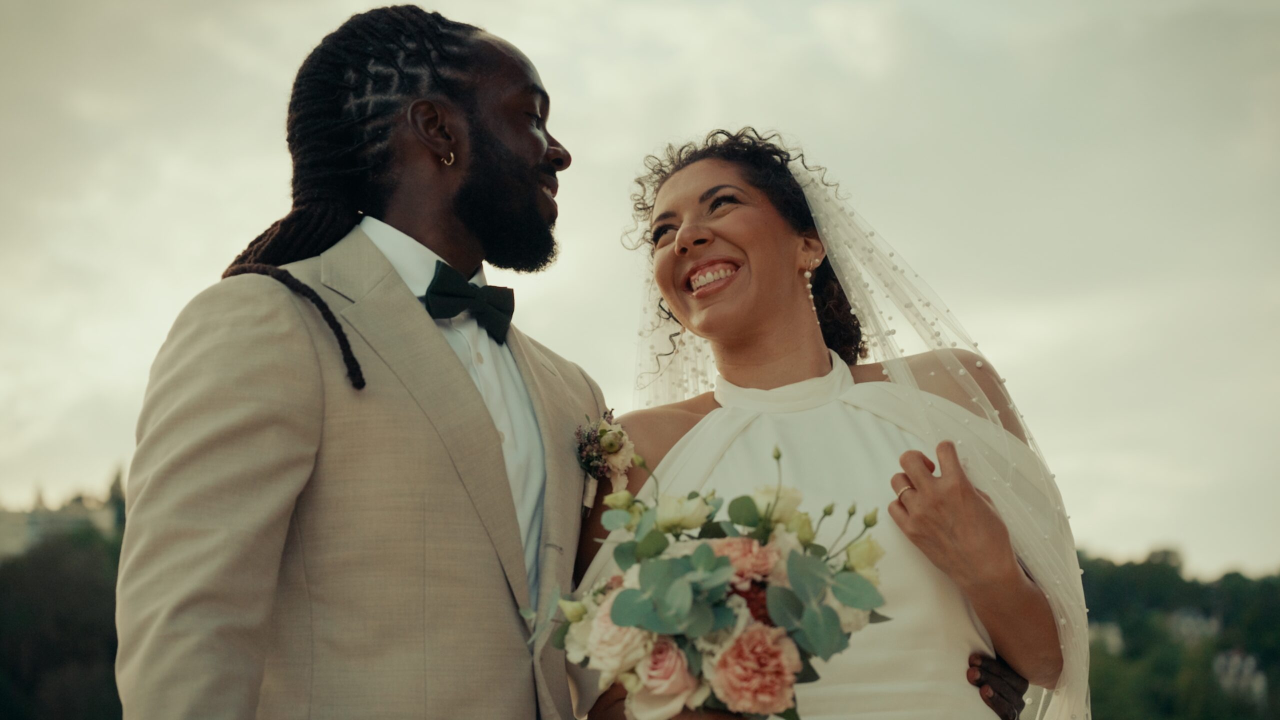 Montage 8 min_01_06_39_02